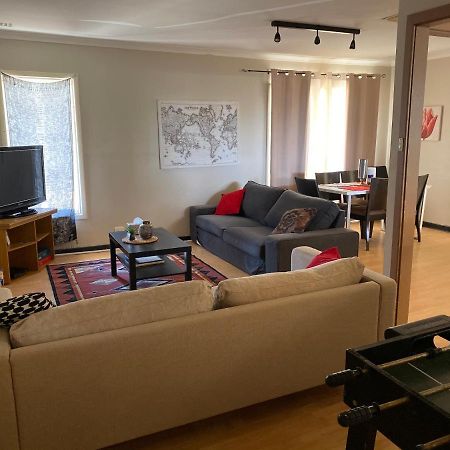 Home Away From Home Merredin Luaran gambar